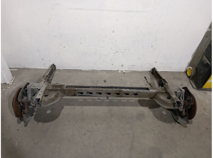 Recambio de puente trasero para honda jazz v (gr_, gs_) 1.5 ehev (gr3, gr6) referencia OEM IAM 5637935 5637935 