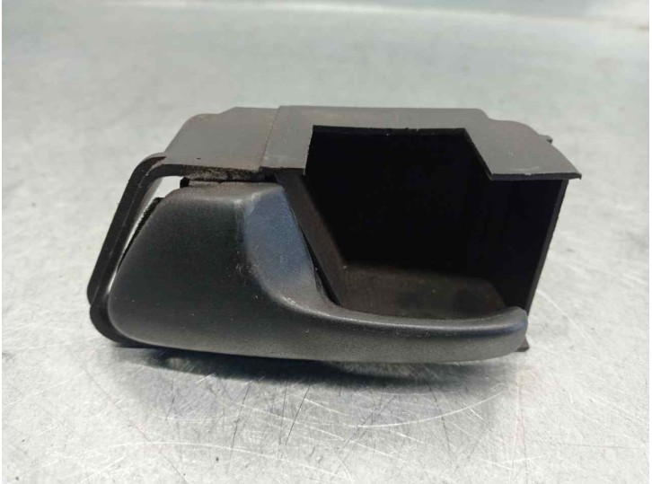 Recambio de maneta interior delantera izquierda para volkswagen vento (1h2) 1.8 referencia OEM IAM 1H0837235  4 PUERTAS