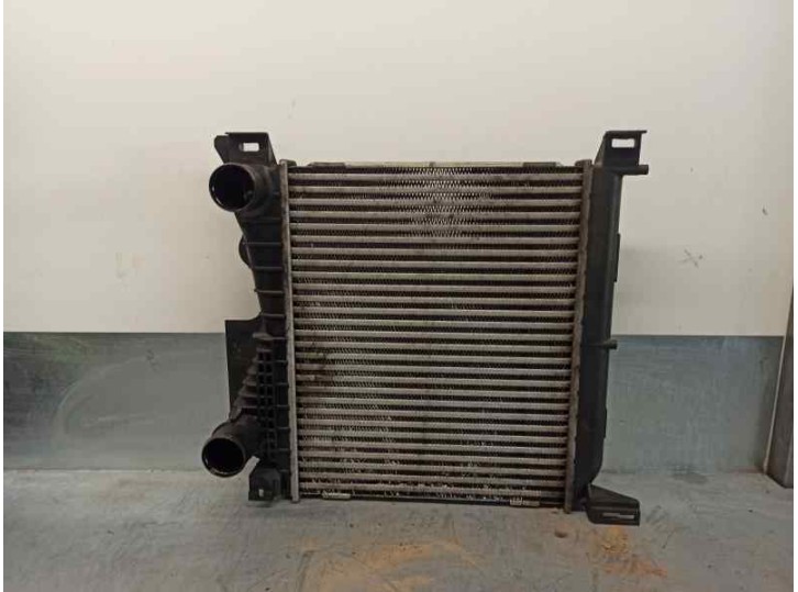 Replacement intercooler for Chrysler Voyager (RG) 2.8 CRD CAT OEM IAM reference 05142489AA 878004UC VALEO