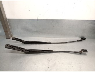 Recambio de brazo limpia delantero derecho para skoda superb iii (3v3) 2.0 tdi referencia OEM IAM 3V1955409 3V1955409 