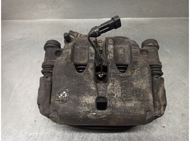 Recambio de pinza freno delantera izquierda para iveco daily ka 2.3 diesel cat referencia OEM IAM 504120470  BREMBO