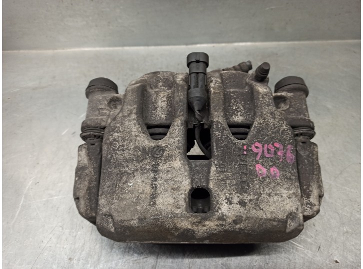 Recambio de pinza freno delantera derecha para iveco daily ka 2.3 diesel cat referencia OEM IAM 504120471  BREMBO