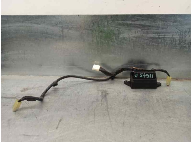 Replacement trunk / tailgate lock for Hyundai Tucson (JM) 2.0 CRDi CAT OEM IAM reference 919502E010 5 PINS 5 DOORS