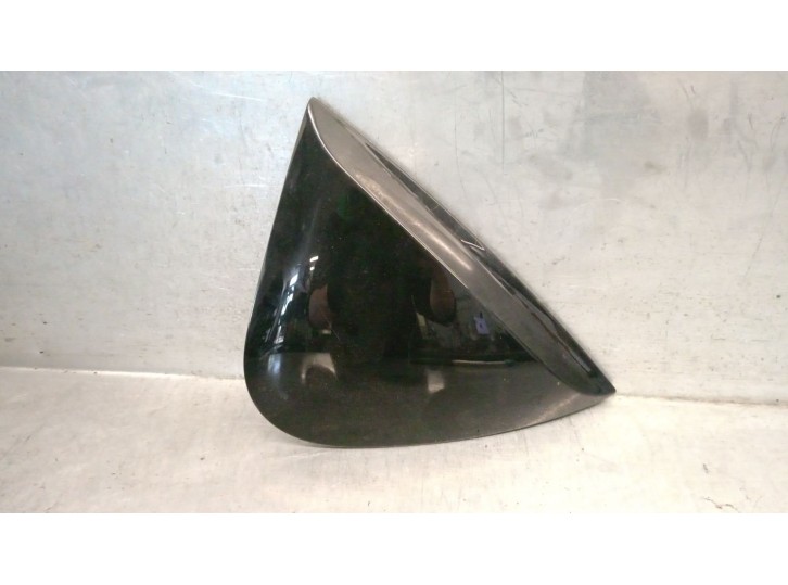 Recambio de molduras traseras para renault scénic iv (j9_) 1.5 dci 110 referencia OEM IAM 960339175R 960339175R 