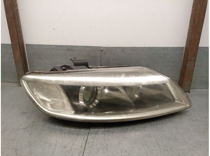 Recambio de faro derecho para audi q7 (4lb) 3.0 tdi quattro referencia OEM IAM 4L0941004A 4L0941030A 
