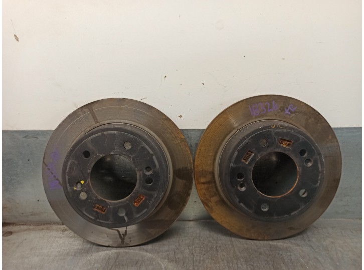 Recambio de disco freno trasero para hyundai kona 1.0 tgdi cat referencia OEM IAM 584113X300  