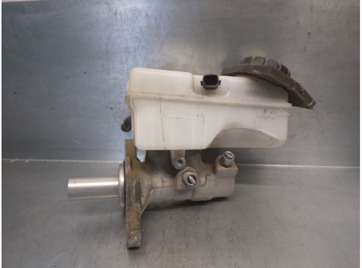 Recambio de bomba limpia para dacia dokker 1.5 blue dci diesel fap cat referencia OEM IAM 460112629R 