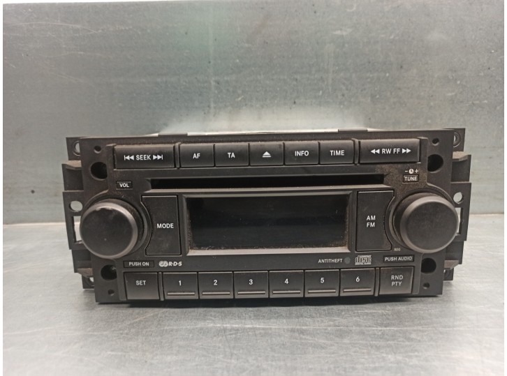 Recambio de sistema audio / radio cd para dodge caliber 2.0 16v cat referencia OEM IAM P05091509AH 5091509AH 