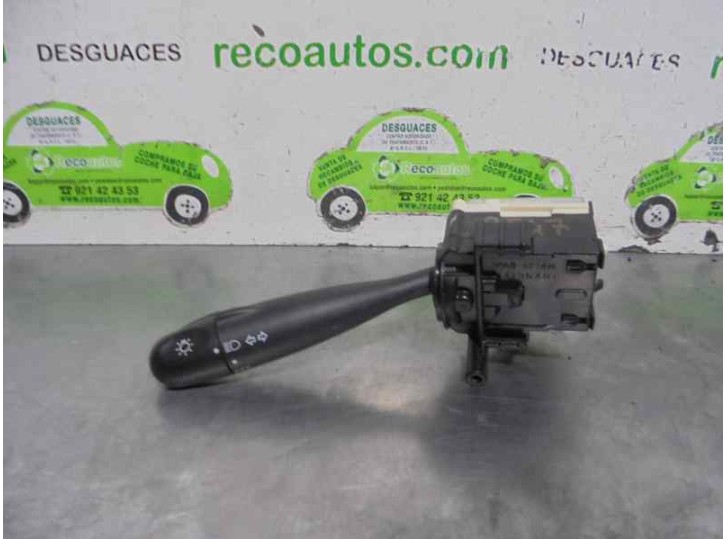 Recambio de mando luces para toyota rav 4 2.4 120kw referencia OEM IAM 1736481 
