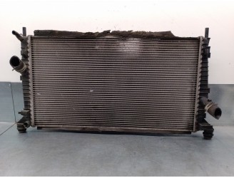Replacement water radiator for Ford Focus Saloon (CAP) 1.6 Ti-VCT CAT OEM IAM reference 3M5H8005RK 