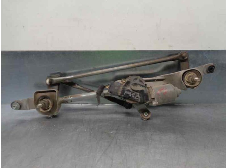 Replacement front wiper motor for Opel Insignia Saloon 2.0 CDTi CAT OEM IAM reference 13227392 