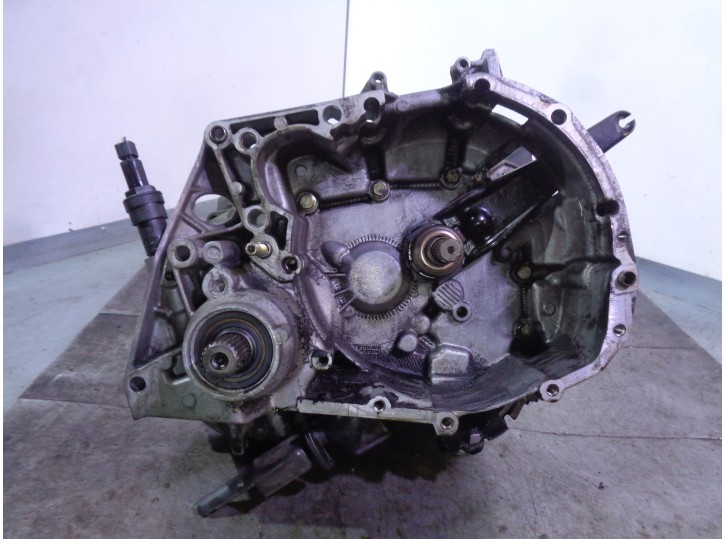 Recambio de caja cambios para renault megane i classic (la0) 1.9 diesel referencia OEM IAM JB1923 S016766 7701667421