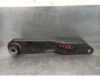 Recambio de brazo suspension inferior trasero derecho para land rover range rover sport 3.0 td v6 cat referencia OEM IAM LR04809