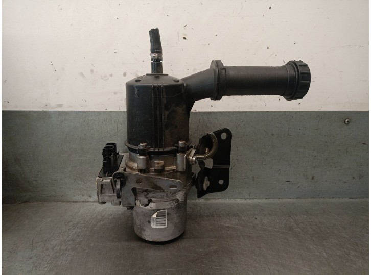 Recambio de bomba direccion para peugeot 3008 referencia OEM IAM 9675811080 400889 