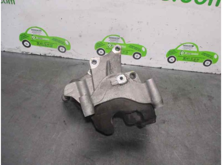 Replacement engine mount for Hyundai Elantra (XD) 2.0 CRDi CAT OEM IAM reference 