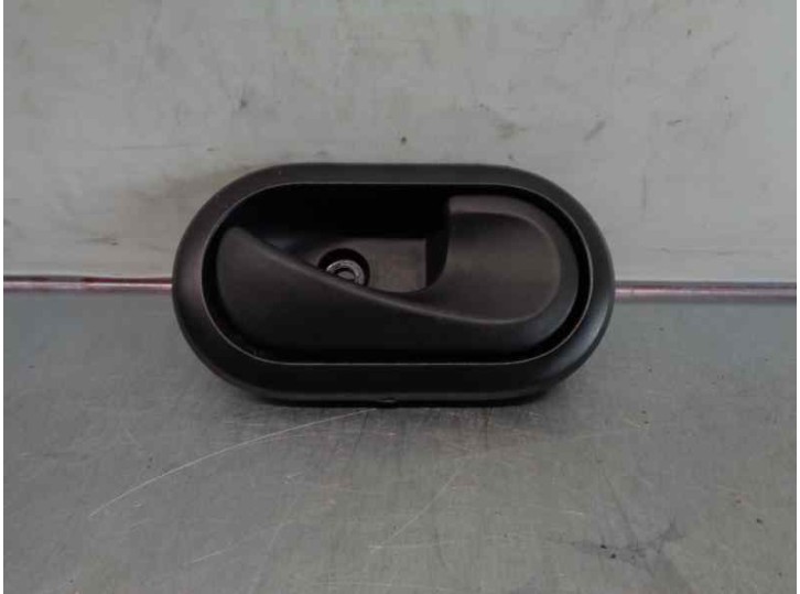 Recambio de maneta interior trasera derecha para dacia sandero 1.6 cat referencia OEM IAM 8200733847 8200733847 