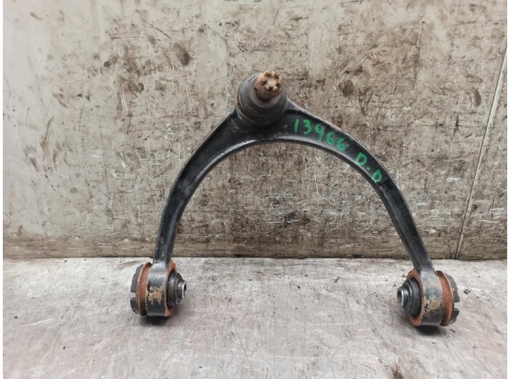 Recambio de brazo suspension superior delantero derecho para peugeot expert kasten 2.0 hdi referencia OEM IAM 