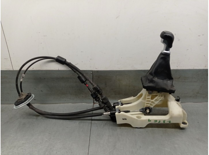 Recambio de palanca cambio para kia sorento iii (um) 2.2 crdi referencia OEM IAM 43700C51XX 43700C5120WK 43700C5120