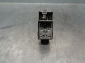 Recambio de mando elevalunas trasero izquierdo para ssangyong rodius xdi referencia OEM IAM 621W05450  