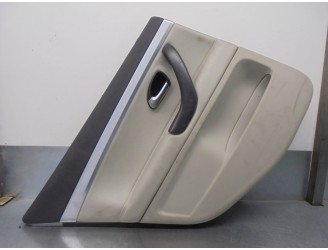 Recambio de guarnecido puerta trasera derecha para saab 9-3 berlina 1.8 cat referencia OEM IAM 12802861 12805669 