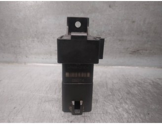 Replacement glow plug relay box for Volkswagen Polo (6R1) 1.4 FSI OEM IAM reference 51299065 