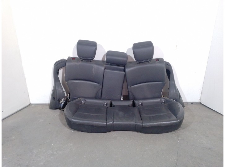 Recambio de asientos traseros para subaru outback (bs) 2.0 d awd (bsd) referencia OEM IAM 64261AL070VH 64261AL070VH 