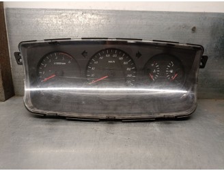 Recambio de cuadro instrumentos para ssangyong kyron 2.0 xdi referencia OEM IAM 8022009100 8022009100 