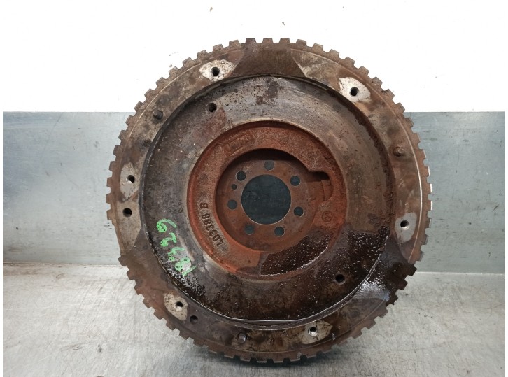 Recambio de volante motor para renault clio grandtour 1.5 dci diesel cat referencia OEM IAM 7701476568  