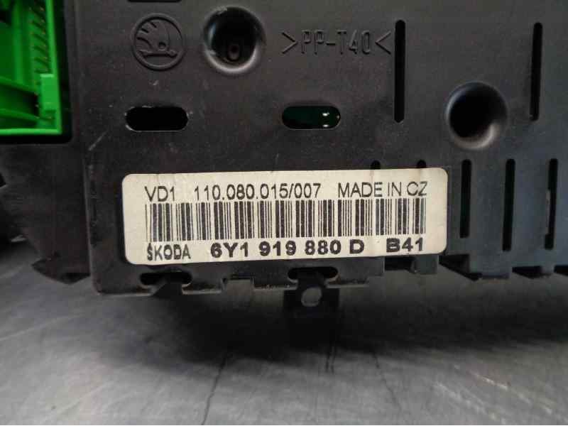 Recambio de cuadro instrumentos para skoda fabia familiar (6y5) referencia OEM IAM 6Y1919880D 110080015007 VDO