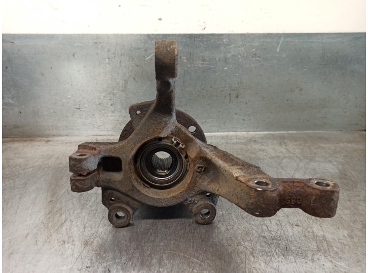 Recambio de mangueta delantera izquierda para renault clio grandtour 1.5 dci diesel cat referencia OEM IAM 8200345944  