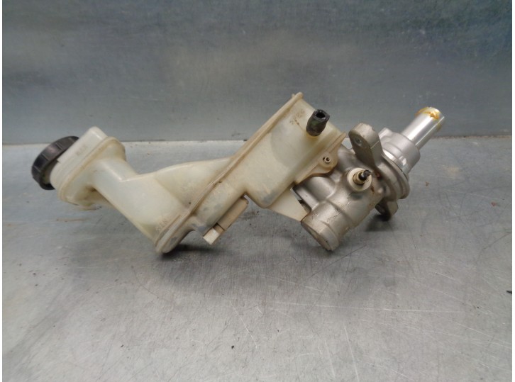 Recambio de bomba freno para nissan x-trail (t31) le referencia OEM IAM D6010JG21A 226678 BOSCH