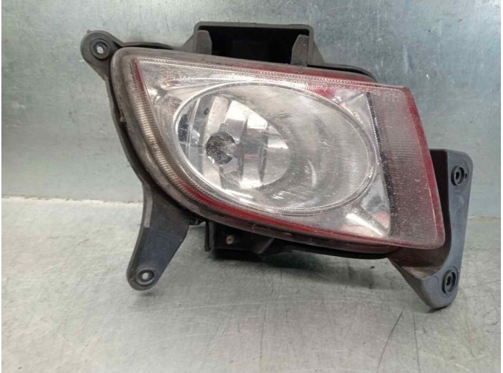 Recambio de faro antiniebla derecho para hyundai i30 1.6 crdi cat referencia OEM IAM 922022L000 