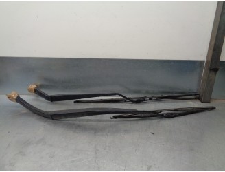 Recambio de brazo limpia delantero derecho para nissan x-trail (t31) le referencia OEM IAM 2888950J1A 28881JG400 