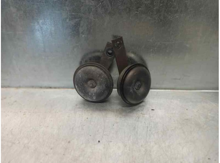 Recambio de claxon para renault koleos 2.0 dci diesel fap referencia OEM IAM 256105406R 