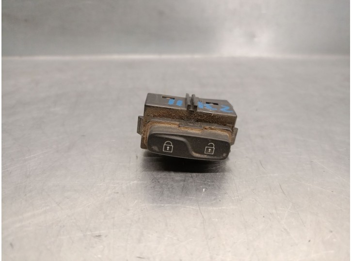 Recambio de interruptor para volvo xc70 ii (136) d4 awd referencia OEM IAM 30710475 30710475 