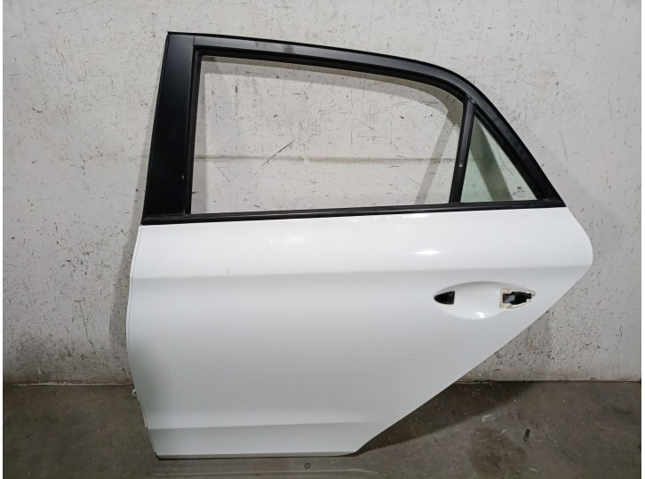 Recambio de puerta trasera izquierda para hyundai i20 ii (gb, ib) 1.2 referencia OEM IAM 77003C8000 77003C8000 