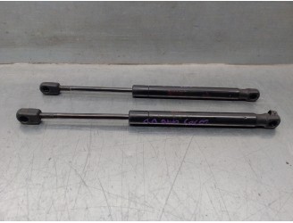 Recambio de amortiguadores capo para infiniti fx 3.7 v6 cat referencia OEM IAM 654701CA0A  