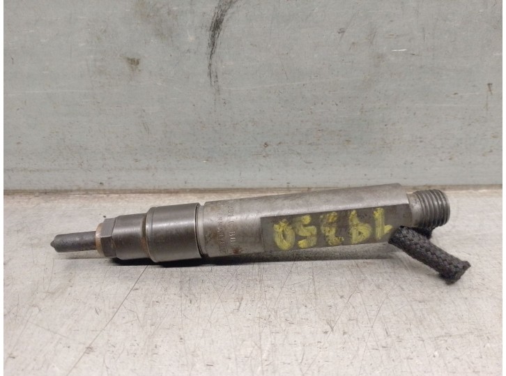 Recambio de inyector para seat ibiza (6k1) 1.9 tdi referencia OEM IAM 038130201G 0432193733 BOSCH