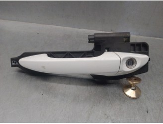 Recambio de maneta exterior delantera izquierda para hyundai i20 ii (gb, ib) 1.2 referencia OEM IAM 82651C8050  5 PUERTAS