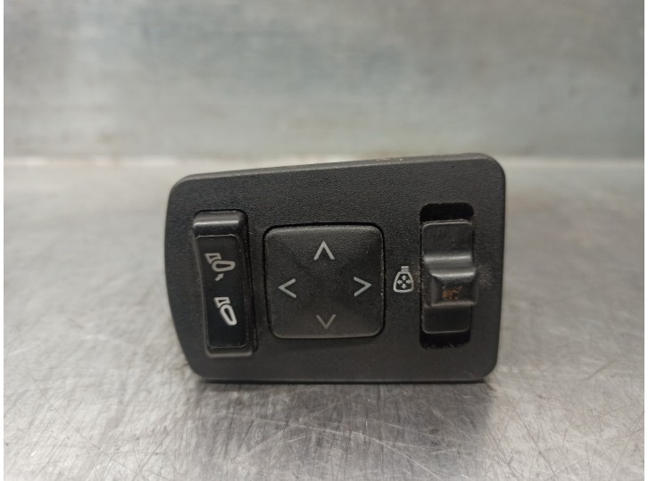 Recambio de mando retrovisor para alfa romeo 166 2.0 16v cat referencia OEM IAM B826  