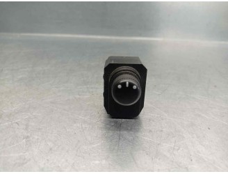 Replacement mirror control switch for Suzuki Swift Saloon (MZ) 1.3 16V CAT OEM IAM reference 3795062J00 