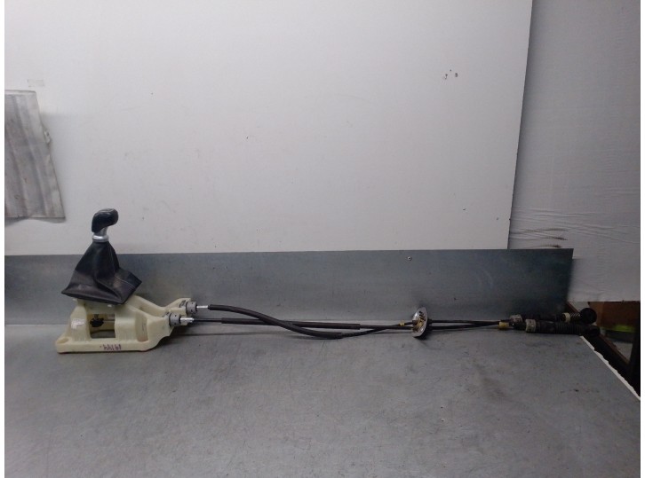 Recambio de palanca cambio para hyundai i20 ii (gb, ib) 1.2 referencia OEM IAM 43700C8310  