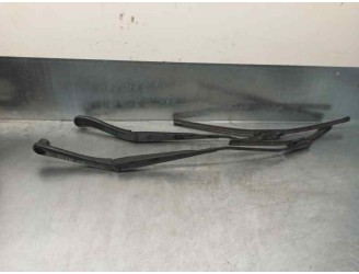 Recambio de brazo limpia delantero derecho para renault koleos 2.0 dci diesel fap referencia OEM IAM 80018507C  