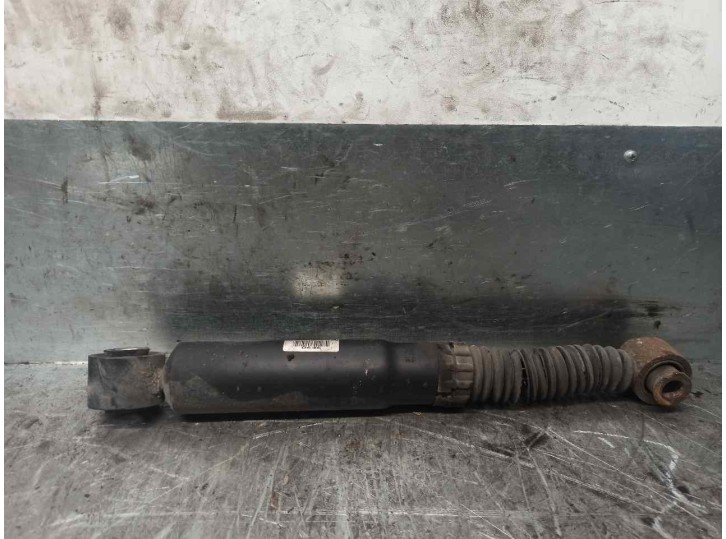 Recambio de amortiguador trasero derecho para peugeot 5008 1.6 hdi fap referencia OEM IAM 5206WL  