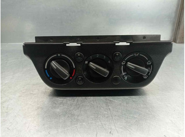 Recambio de mando calefaccion / aire acondicionado para suzuki swift berlina (mz) 1.3 16v cat referencia OEM IAM 7440062J30BJP  