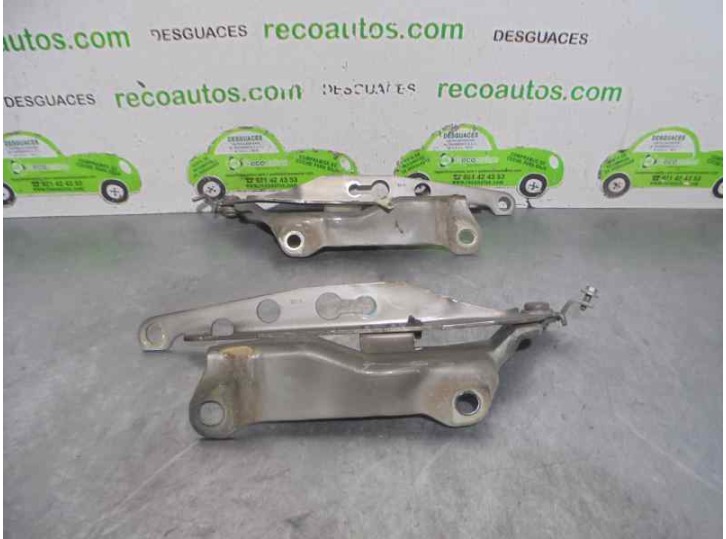 Recambio de bisagra capot para volvo xc90 2.5 20v turbo cat referencia OEM IAM 2675941 