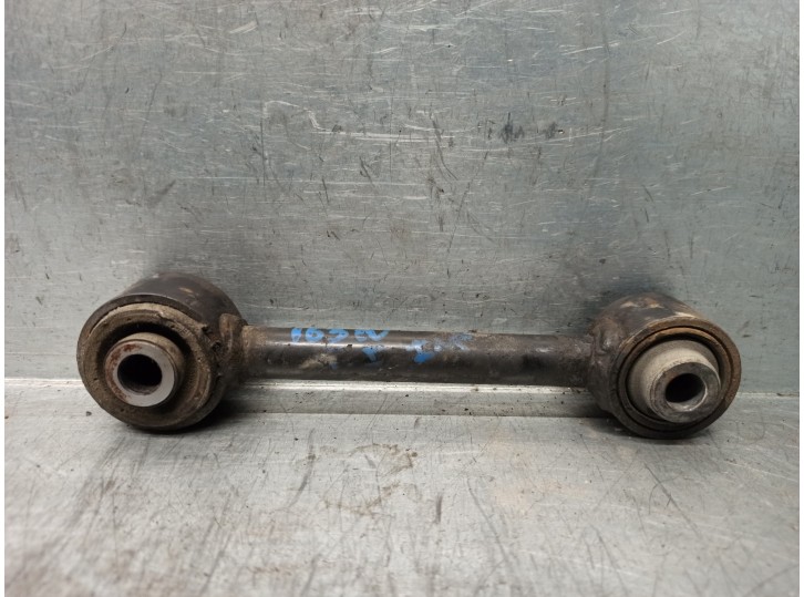 Recambio de brazo suspension inferior trasero izquierdo para mitsubishi outlander (cu0w) 2.4 4wd referencia OEM IAM MN100109  