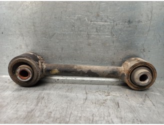 Recambio de brazo suspension inferior trasero derecho para mitsubishi outlander (cu0w) 2.4 4wd referencia OEM IAM MN100109  