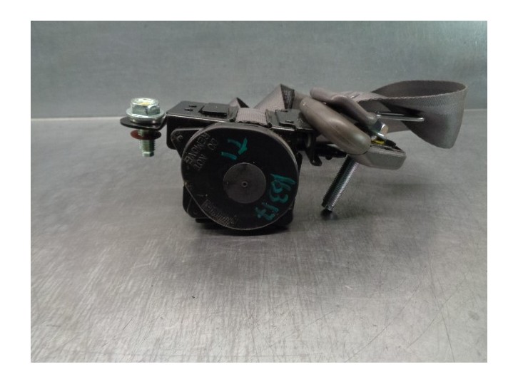 Recambio de cinturon seguridad trasero izquierdo para ssangyong rodius xdi referencia OEM IAM 7560121102  5 PUERTAS