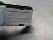 Recambio de maneta exterior porton para dacia duster ii 1.6 sce cat referencia OEM IAM 906069264R 2 PIN 